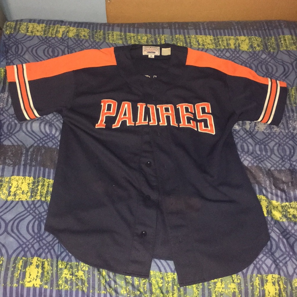 Padres 23, vaughn button up